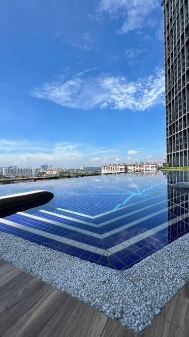 Cozy Aera Residence / Free Wi-Fi Netflix / Sunway Petaling Jaya Exterior foto
