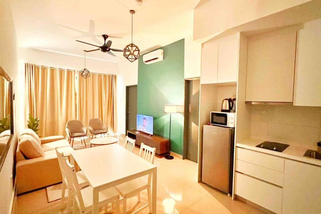 Cozy Aera Residence / Free Wi-Fi Netflix / Sunway Petaling Jaya Exterior foto